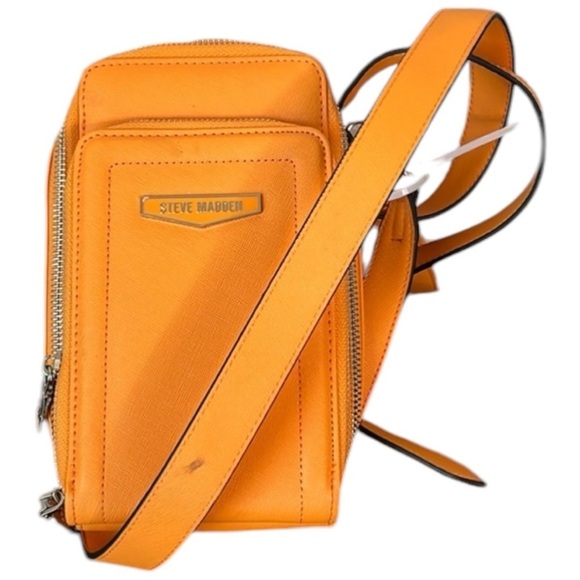 Steve Madden Handbags - Steve Madden Orange Crossbody Bag
